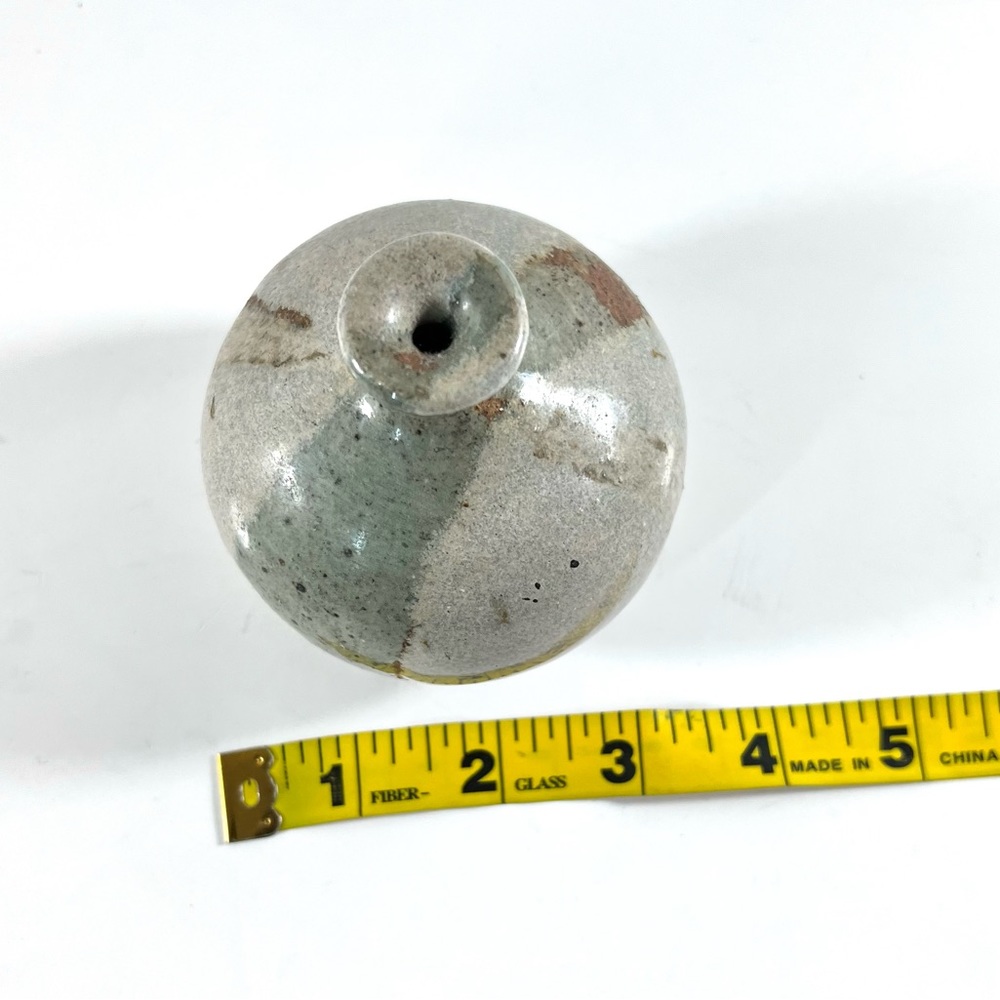 Handmade Small Vase Earth Fired - Picture 5 of 6